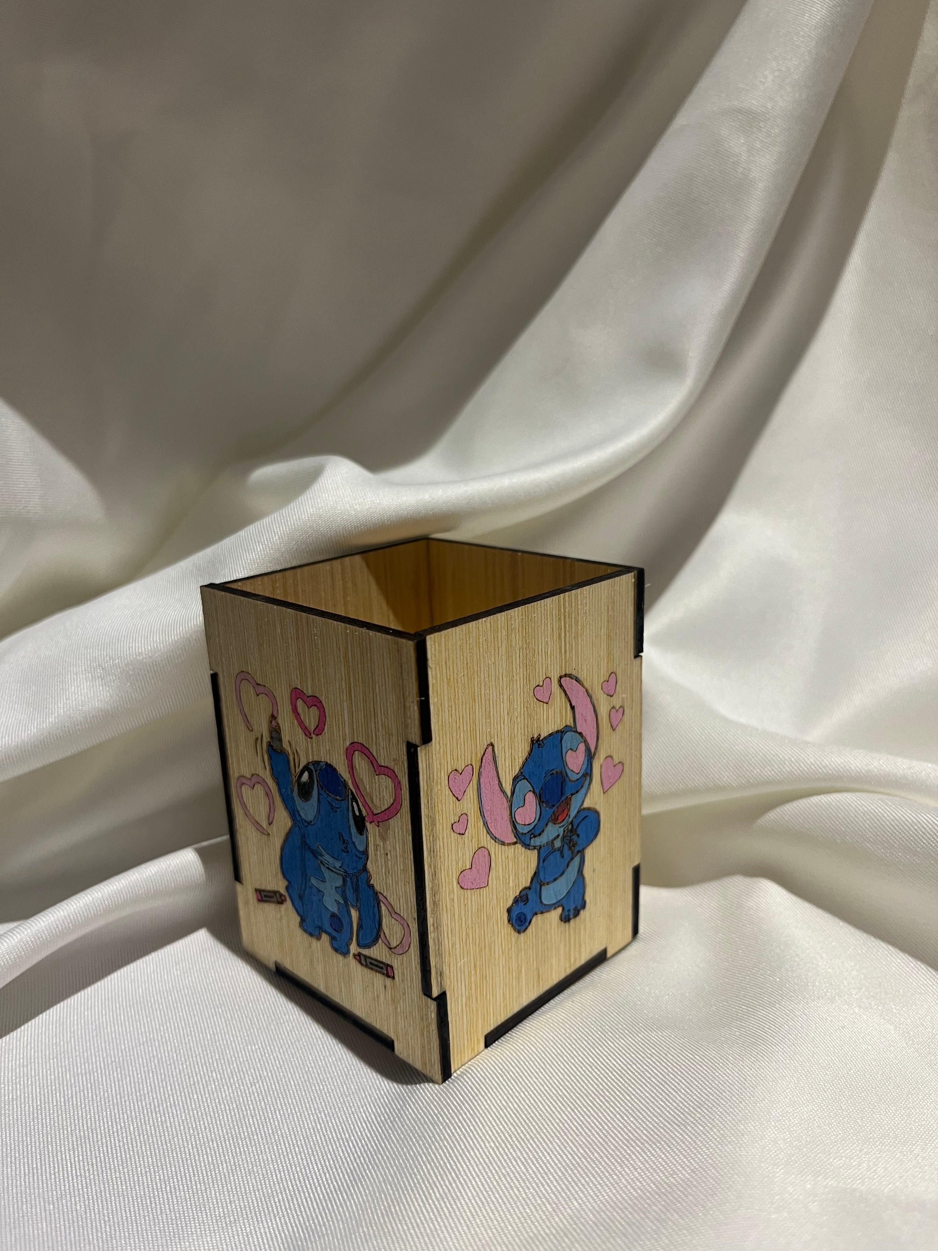 Pot à crayons Stitch love