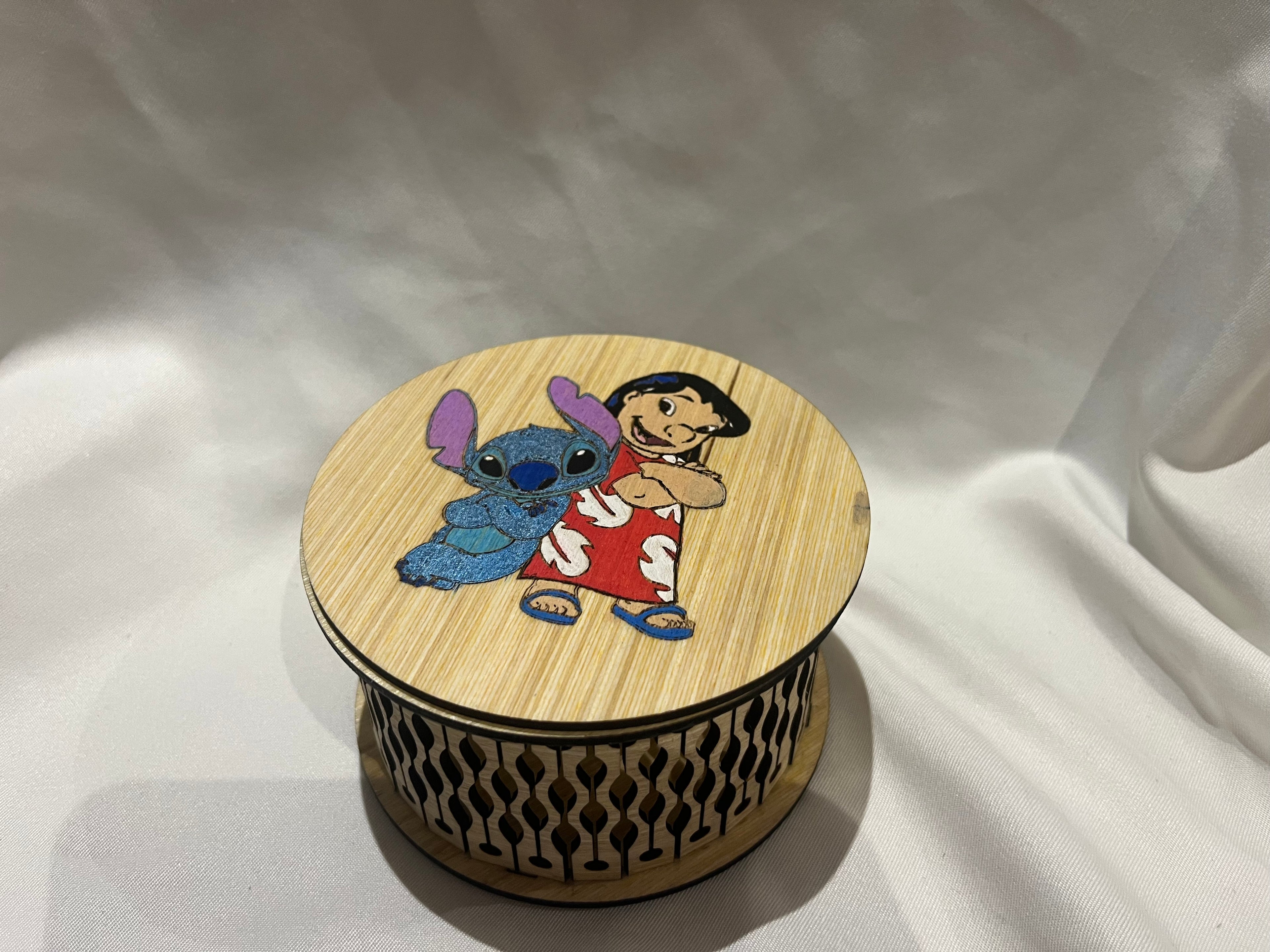 Boite - Ronde Lilo & Stitch