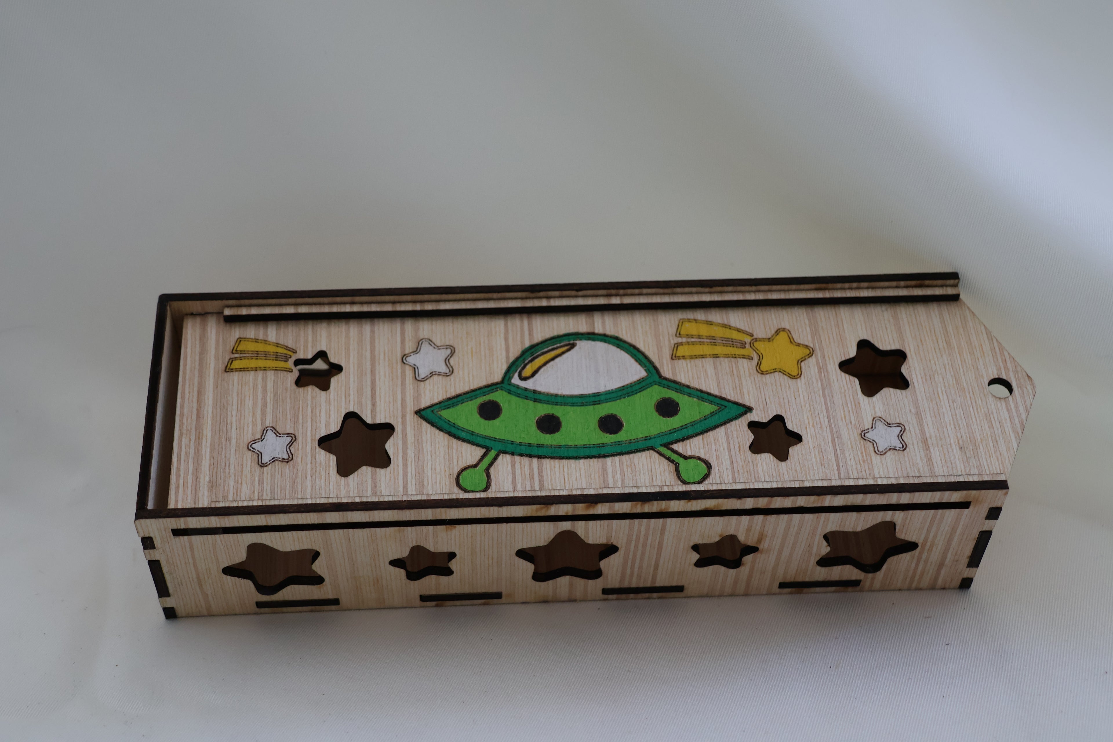 Plumier - Soucoupe volante